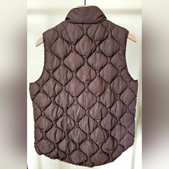 Thread & Supply Denver Vest - Picture 2 of 11